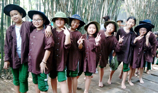 CẤP TIỂU HỌC THAM QUAN NGOẠI KHÓA TẠI NÔNG TRẠI TREE  NĂM HỌC 2017-2018