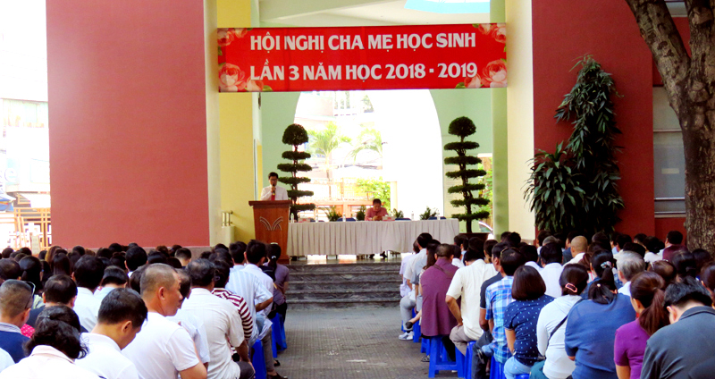 HỘI NGHỊ CMHS KHỐI 12 LẦN 3 NĂM HỌC 2018 - 2019