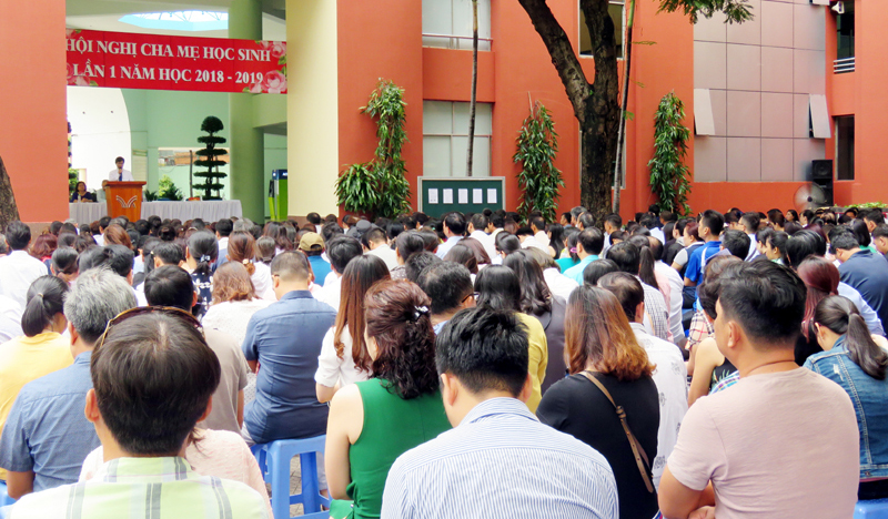 HỘI NGHỊ CMHS KHỐI 9 - 12 ĐẦU NĂM HỌC 2018 - 2019