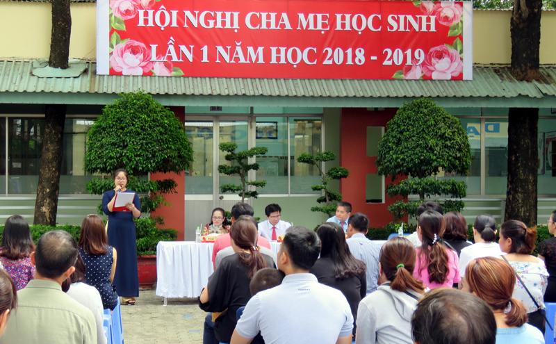 HỘI NGHỊ CMHS KHỐI TIỂU HỌC LẦN 1 NĂM HỌC 2018 - 2019