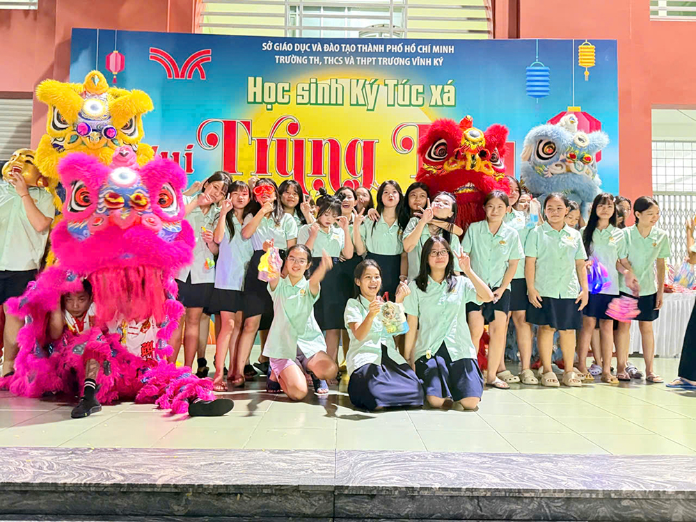 HỘI RẰM TRUNG THU – KÝ TÚC XÁ NĂM HỌC 2025 - 2026