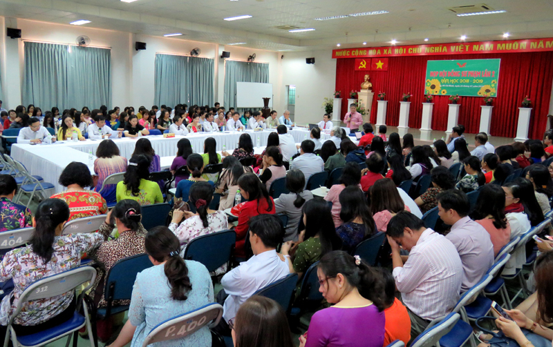 HỌP HỘI ĐỒNG SƯ PHẠM LẦN 2 NĂM HỌC 2018 - 2019