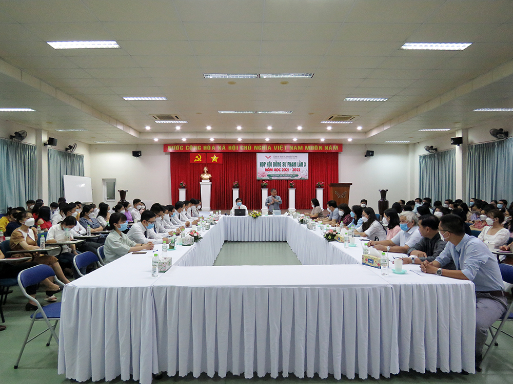 HỌP HỘI ĐỒNG SƯ PHẠM LẦN 3  NĂM HỌC 2021 – 2022