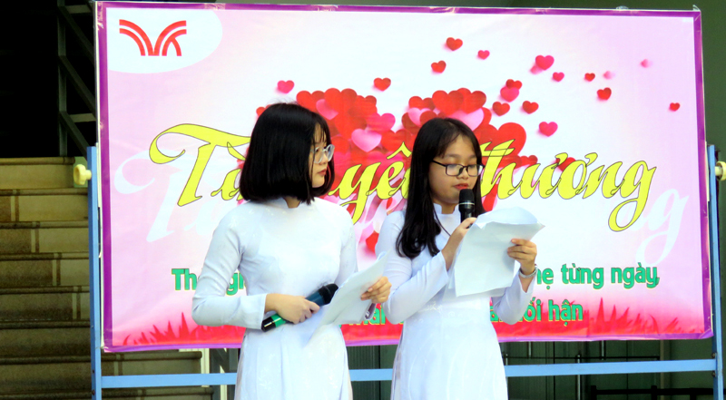 NGOÀI GIỜ LÊN LỚP CHỦ ĐỀ 