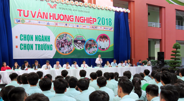 TƯ VẤN TUYỂN SINH CĐ - ĐH VÀ HƯỚNG NGHIỆP 2017-2018